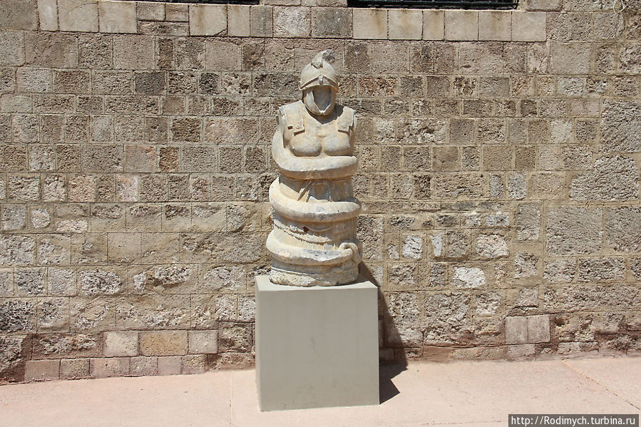 Археологический музей Родоса в крепости Родос, остров Родос, Греция