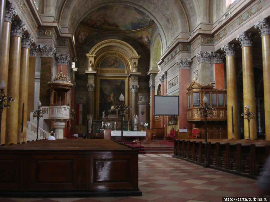 Убранство собора Эгер, Венгрия