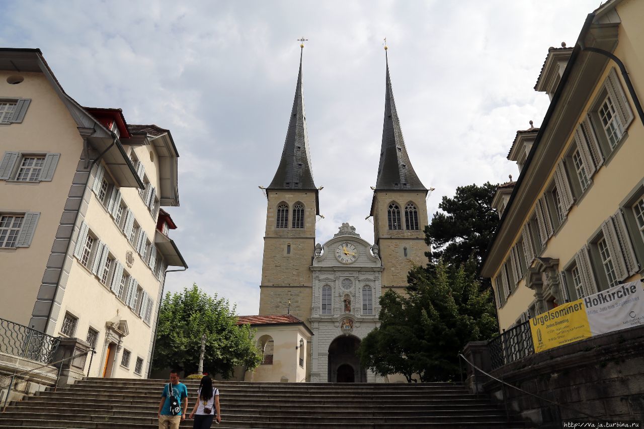 Один из католических Храмов Люцерна Люцерн, Швейцария