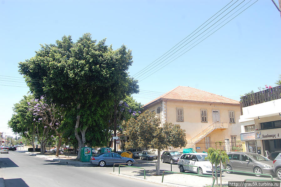 Узенькие улочки Лимассола Лимассол, Кипр
