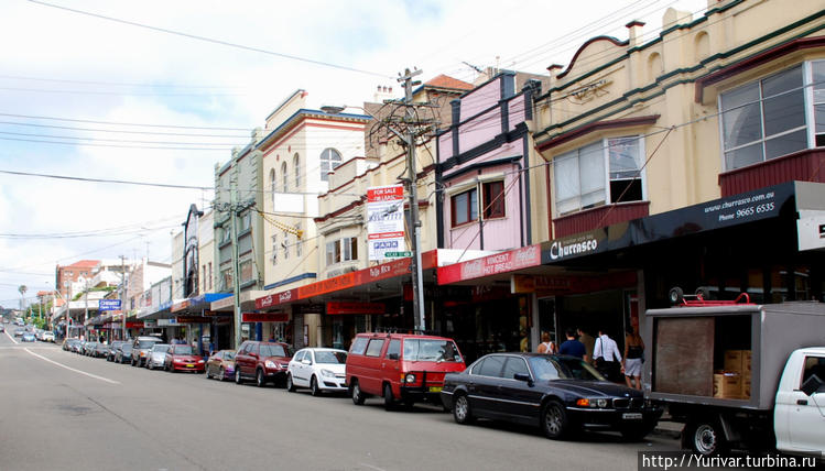 На Coogee Bay road типичн