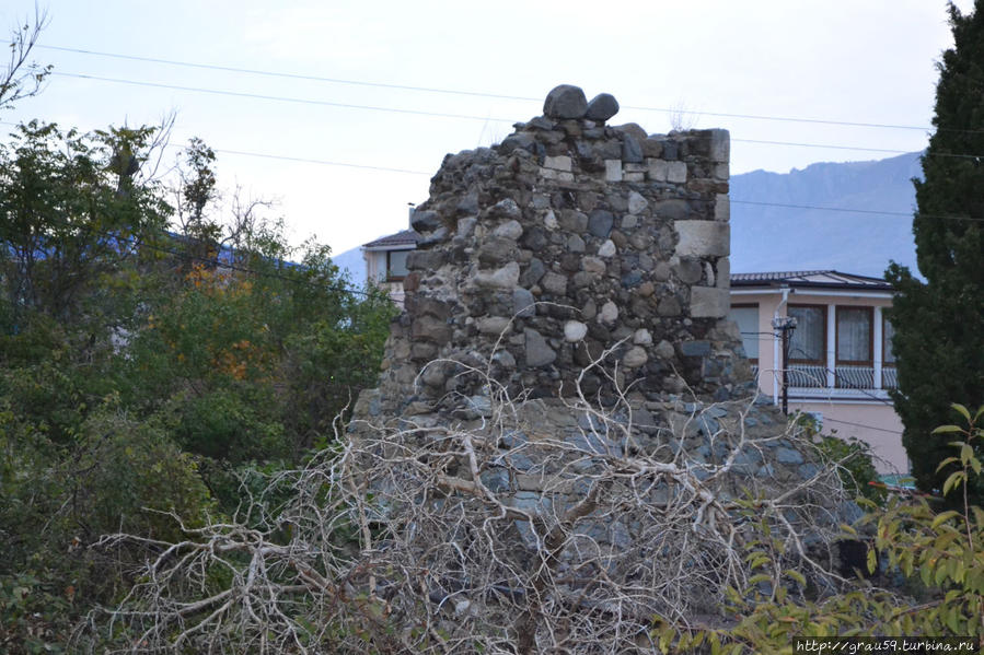 В поисках крепости Алустон Алушта, Россия