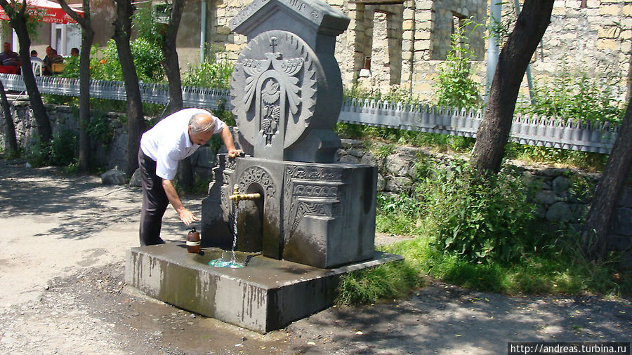 Источник воды в Горисе Армения
