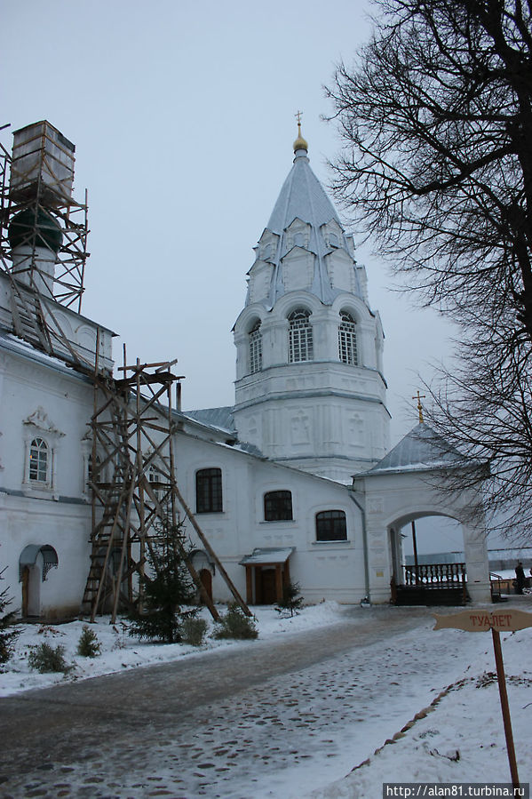 Колокольня храма Благовещения Переславль-Залесский, Россия