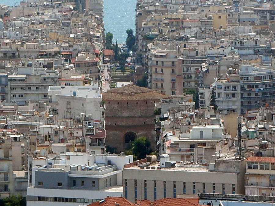 вид на Ротонду со стен Ано Поли Салоники, Греция