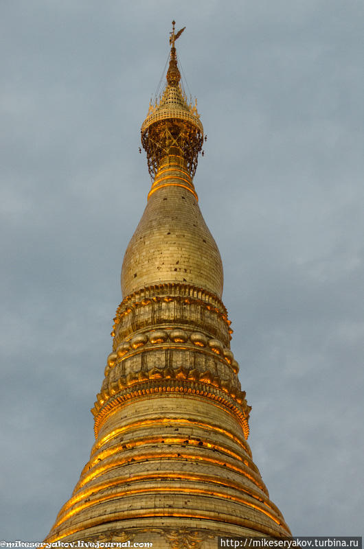 Главная пагода золотого города Янгон, Мьянма