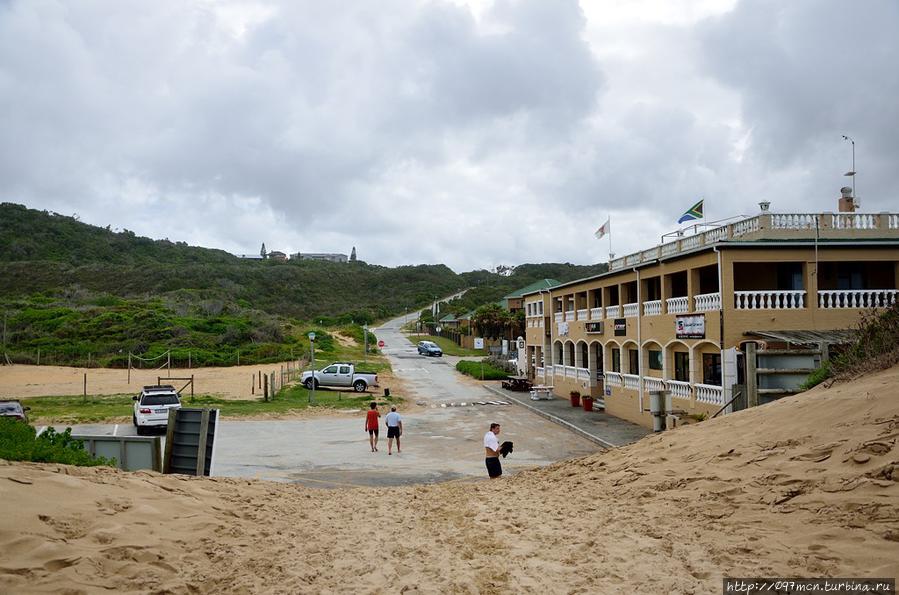 Вид на отель с пляжа Западная Капская провинция, ЮАР