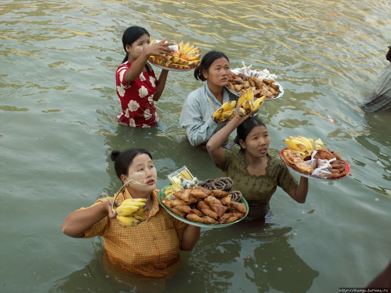 Река Иравади (Ayeyawady)