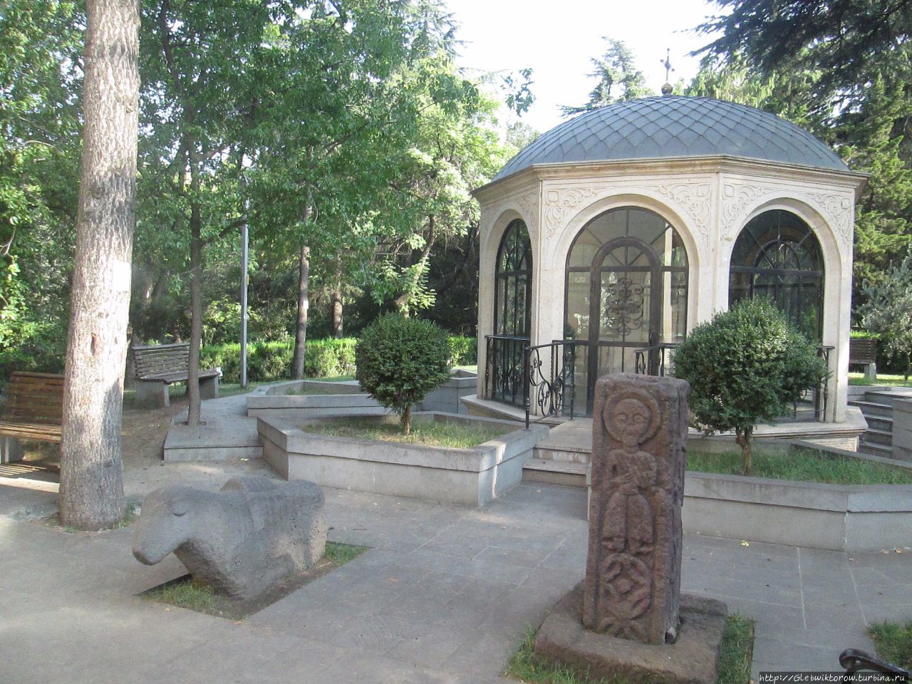 Парк Тбилисского университета Тбилиси, Грузия