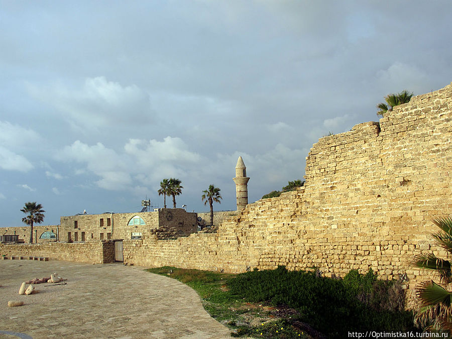Кесария в декабре — продолжение экскурсии по древнему городу Кесария, Израиль