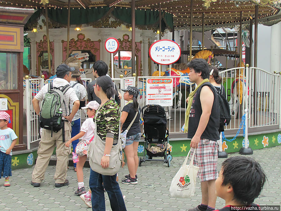 Детский аттракцион. Токио Токио, Япония