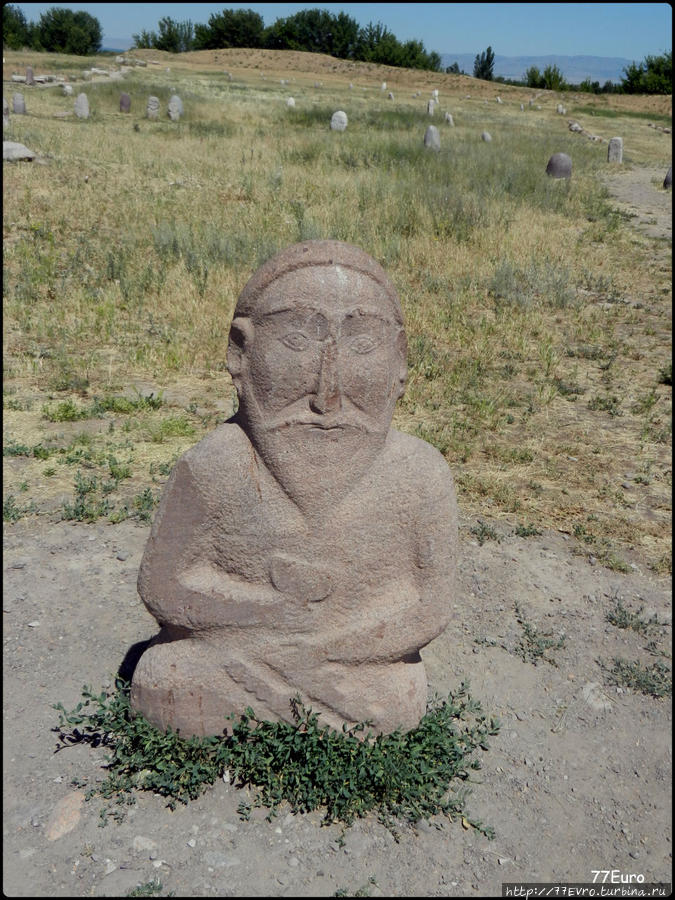 Каменное изваяние Бурана (Баласагун), Киргизия