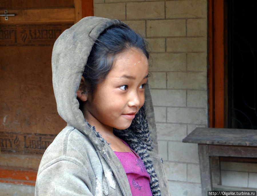 Крупным планом: дети Земли у подножия гор Лангтанг, Непал