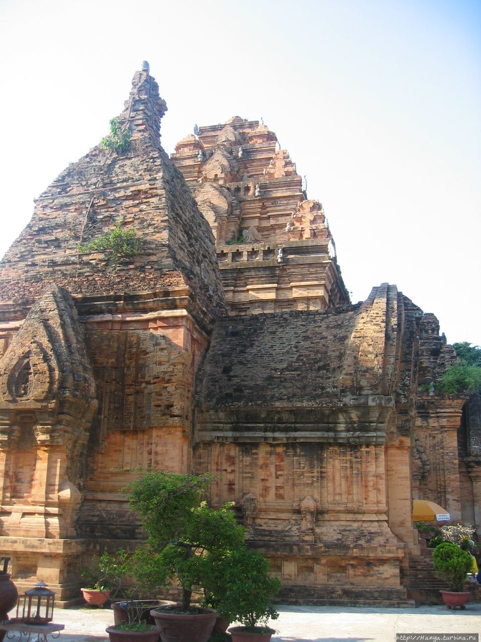 г. Нячанг. Тямские башни г. Нячанг. Тямские башни