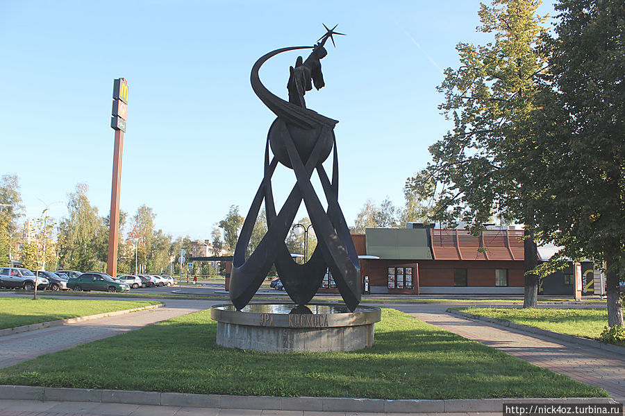 Памятник «Эра космоса» Рыбинск, Россия