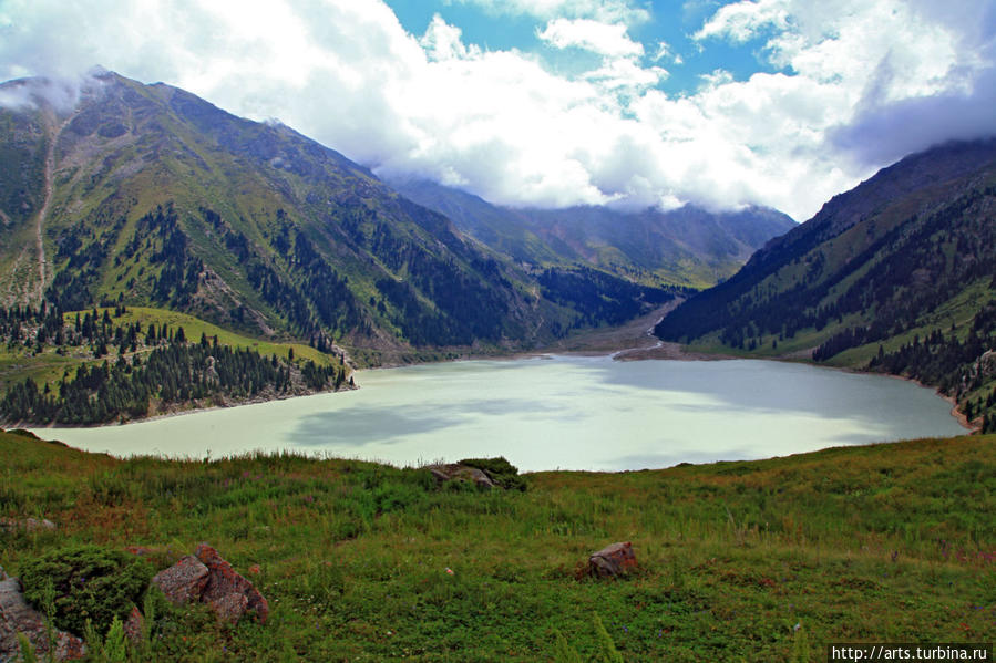 Поездка на Большое Алматинское озеро Иле-Алатауский Национальный Парк, Казахстан