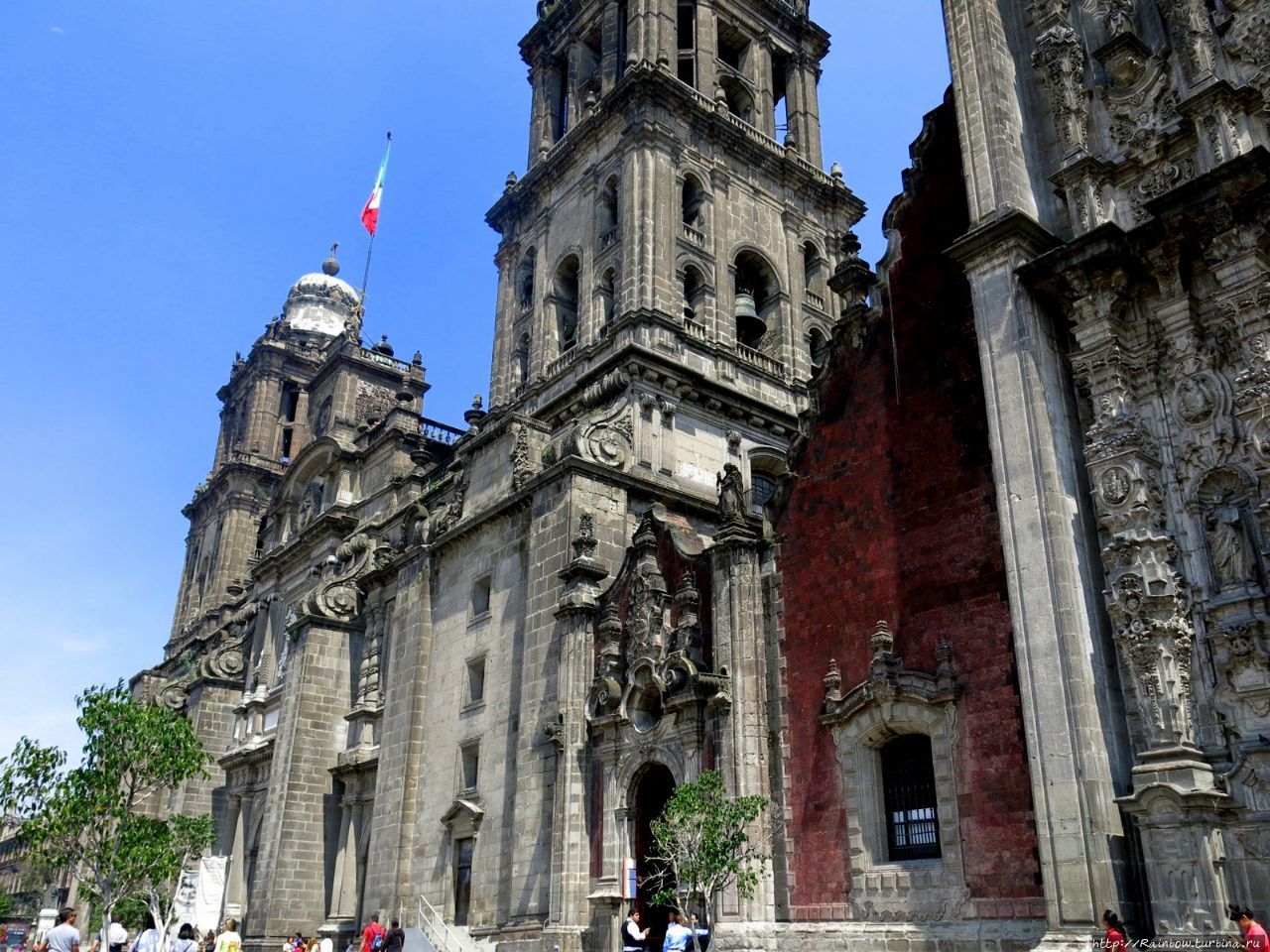 Как не сойти с ума в Мехико Мехико, Мексика Как не сойти с ума в Мехико Мехико, Мексика