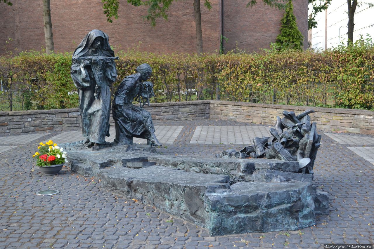 Памятник Эдит Штайн / Edith-Stein-Denkmal