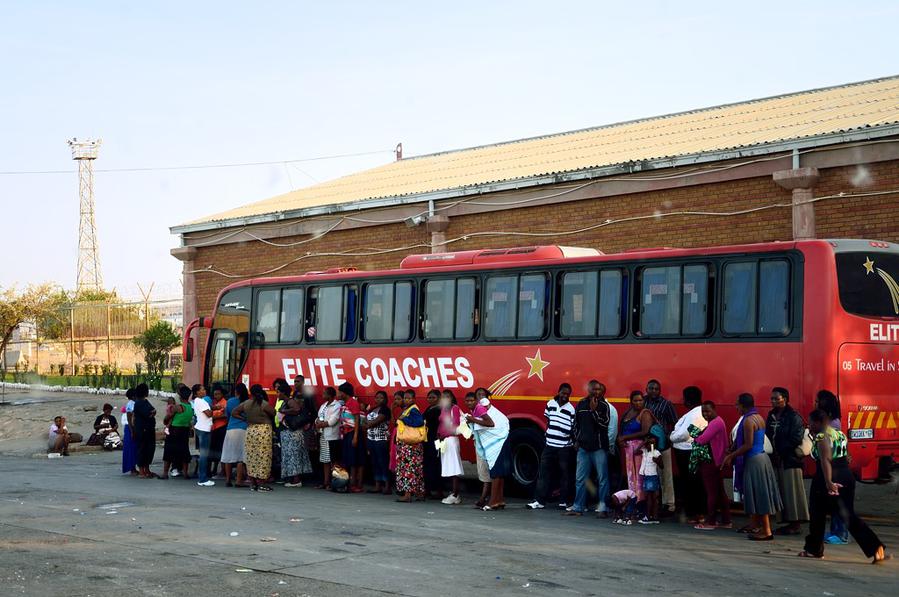 Элитные автобусы :) Булавайо, Зимбабве
