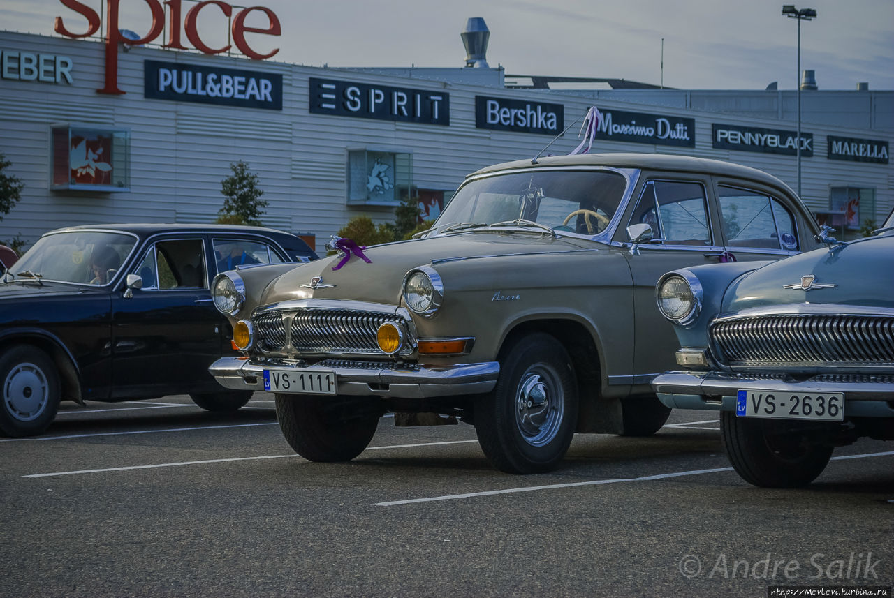 Клуб антикварных автомобилей советских автомобилей Рига, Латвия Клуб антикварных автомобилей советских автомобилей Рига, Латвия