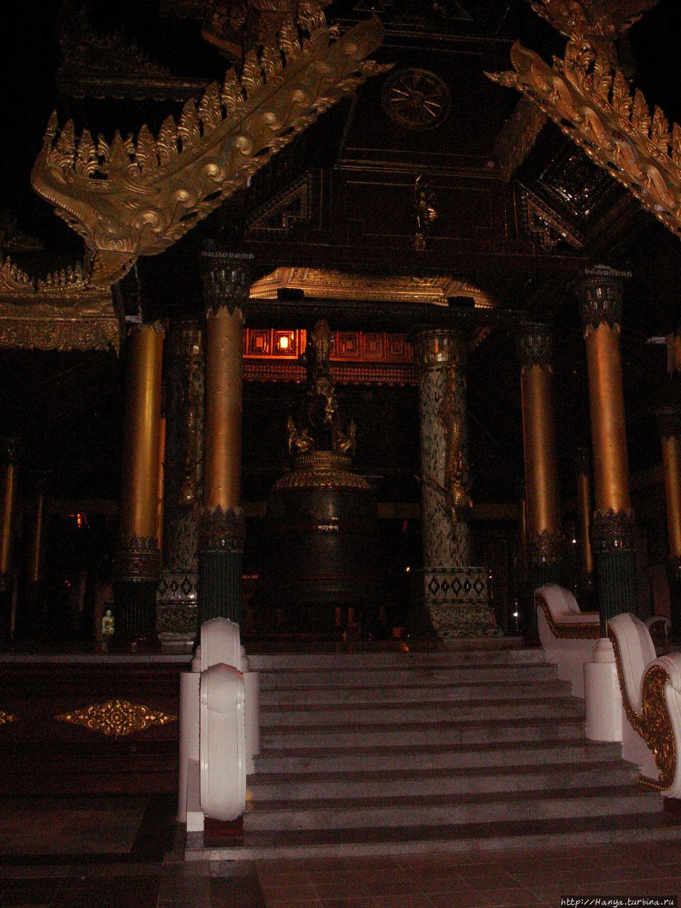 Вечерняя пагода Шведагон Янгон, Мьянма