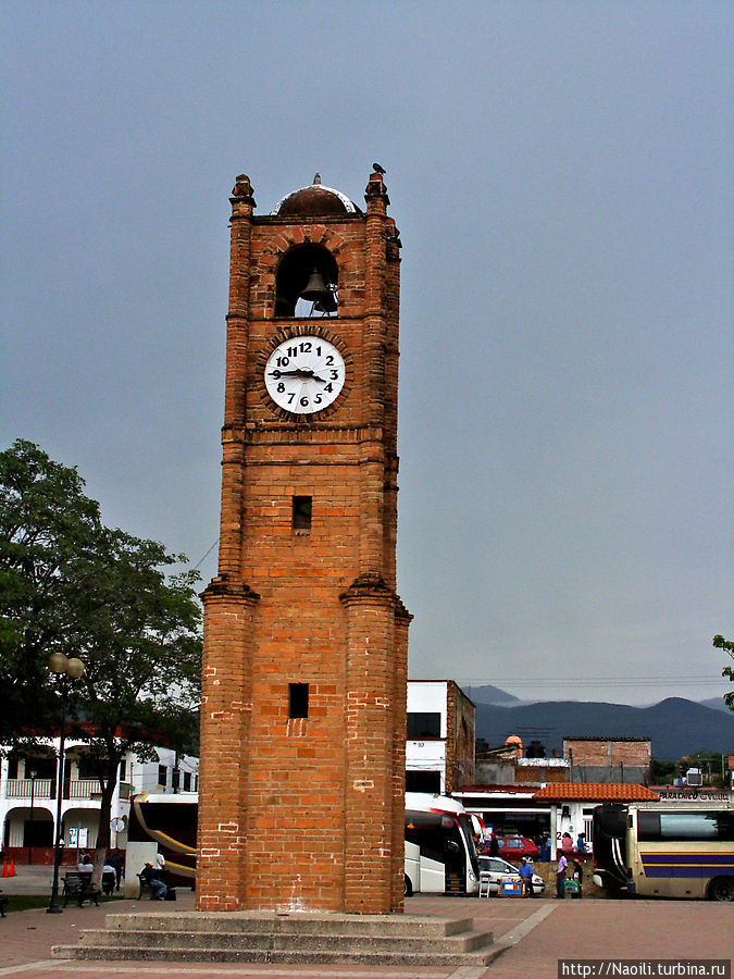 Башня с часами Чьяпа-де-Корсо, Мексика