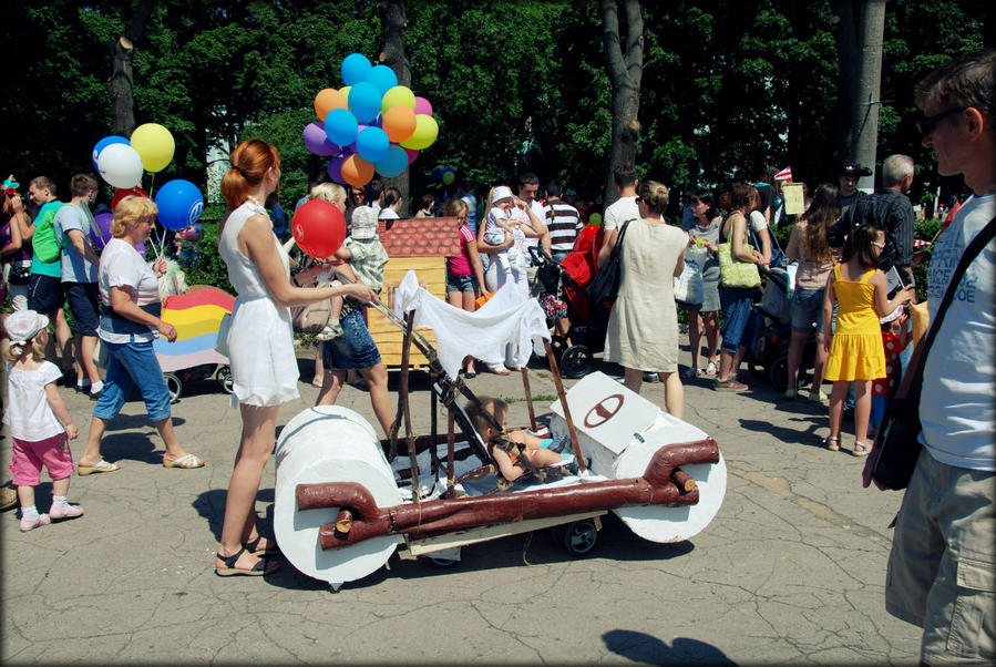 Семья начинается с детей Тула, Россия Семья начинается с детей Тула, Россия