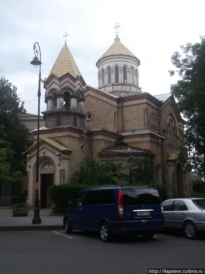 Церковь Святого Христа Всеспасителя Батуми, Грузия