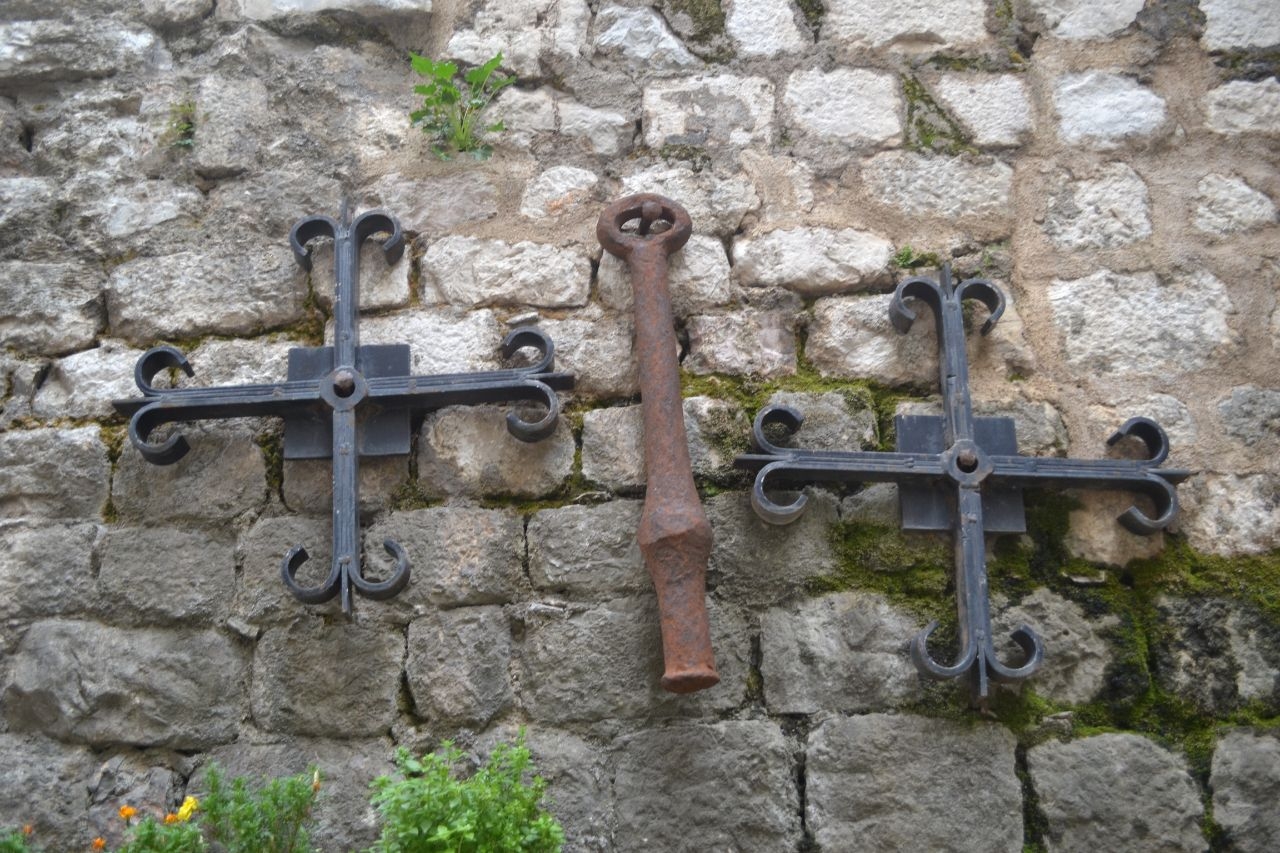 Руины Доминиканского монастыря Котор, Черногория