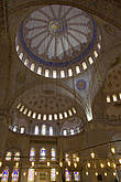 А внутри конечно прекрасно, становится понятно почему мечеть называют Голубой.
