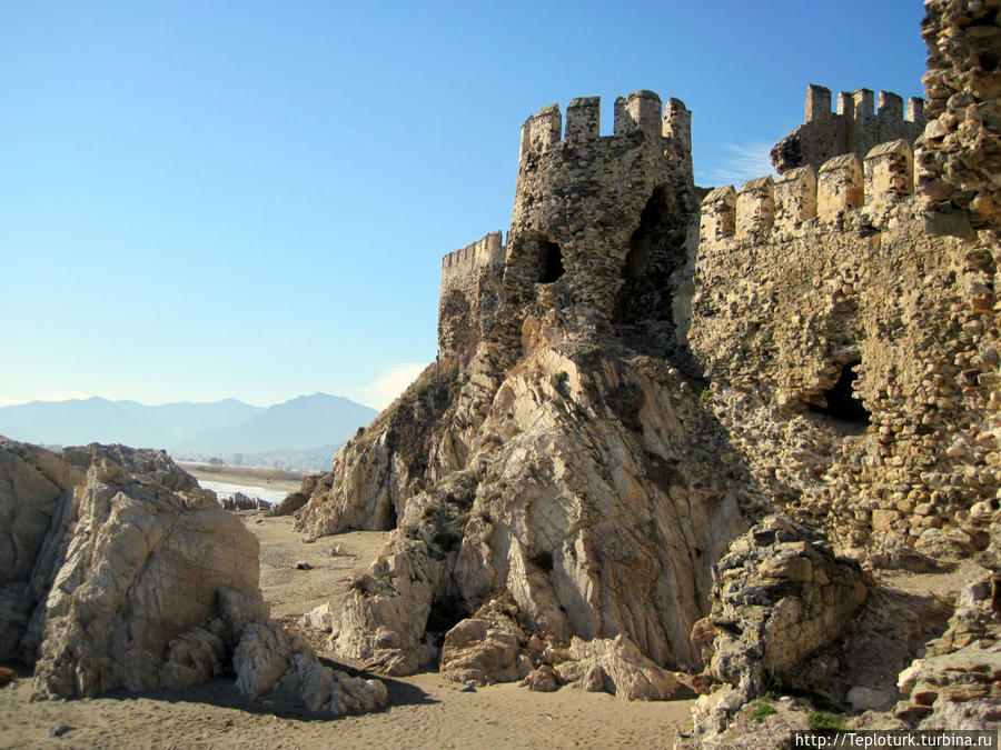 Анамур — крепость Мамуре Анамур, Турция