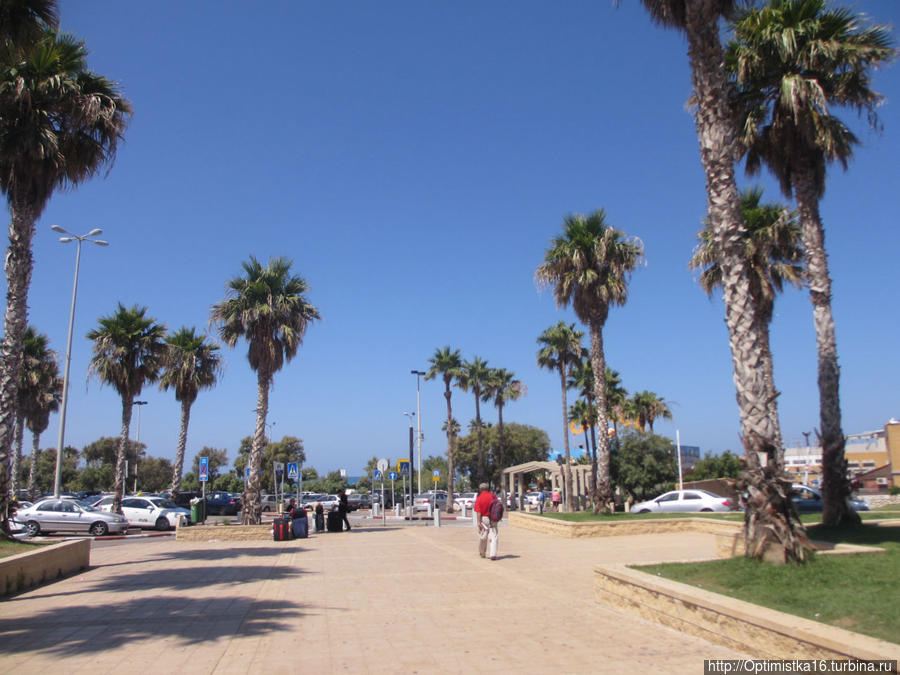 Дорога к пляжу Хайфа, Израиль