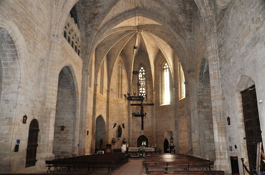 Экскурсия по церкви Святой Марии Вальдерробрес, Испания