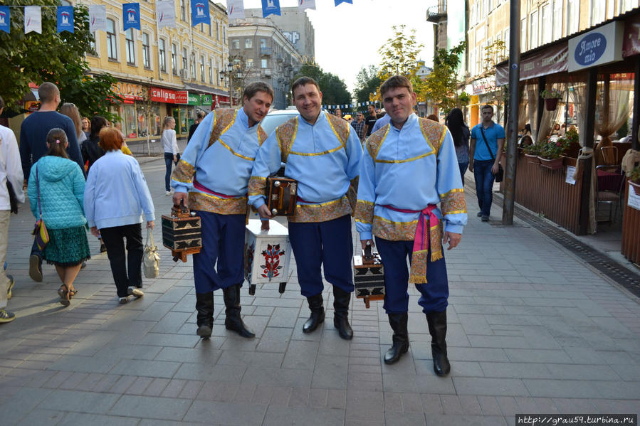 Яркие краски Яркие краски