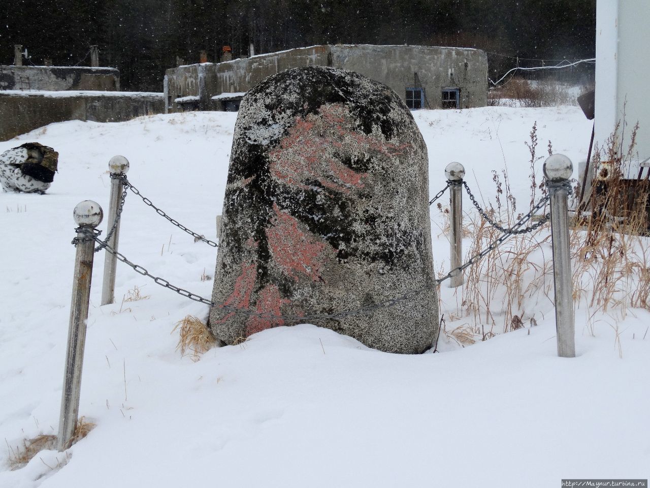 Неизвестный  камень. Южно-Сахалинск, Россия