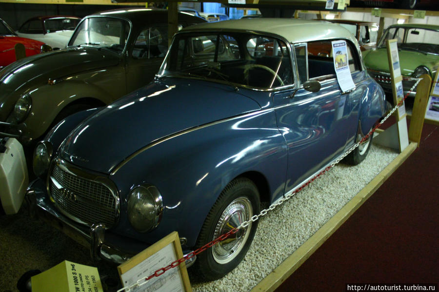 Музей старых автомобилей Капрун, Австрия Музей старых автомобилей Капрун, Австрия