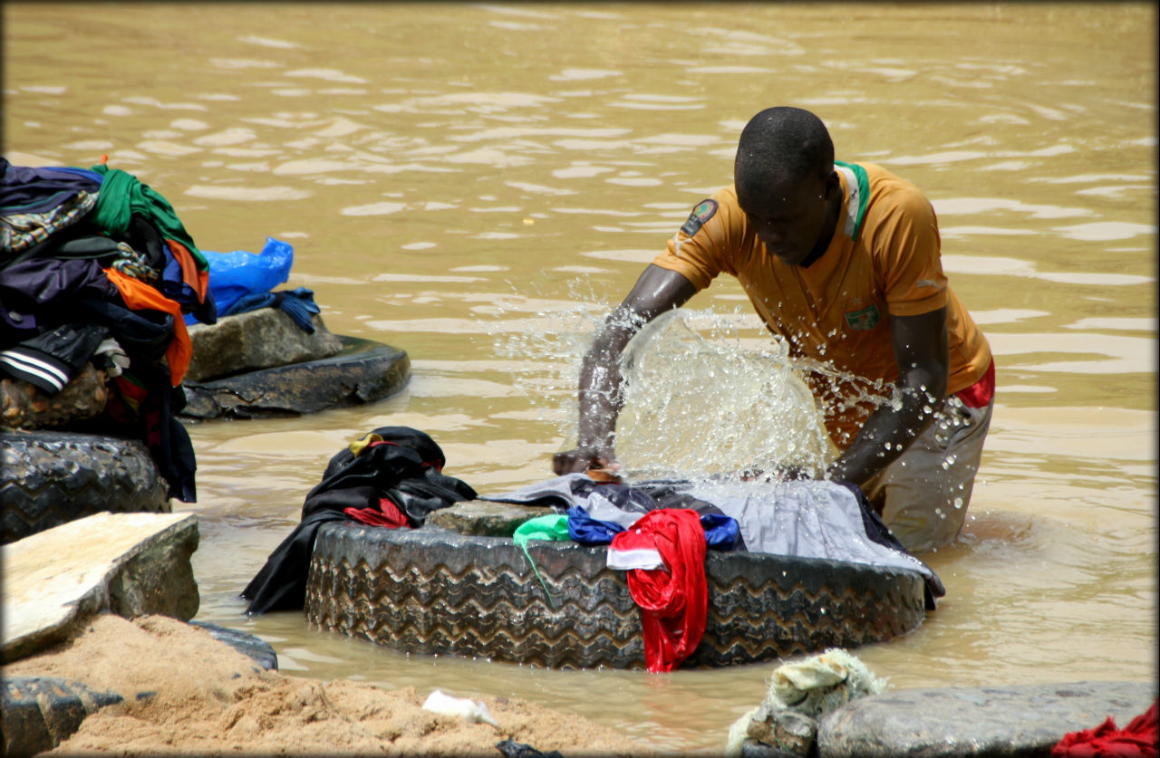 Не женское это дело или самые чистые люди Абиджана Абиджан, Кот-д'Ивуар