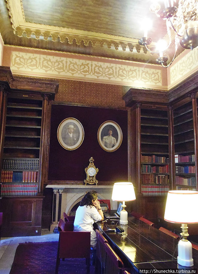 Библиотека. Синтра, Португалия