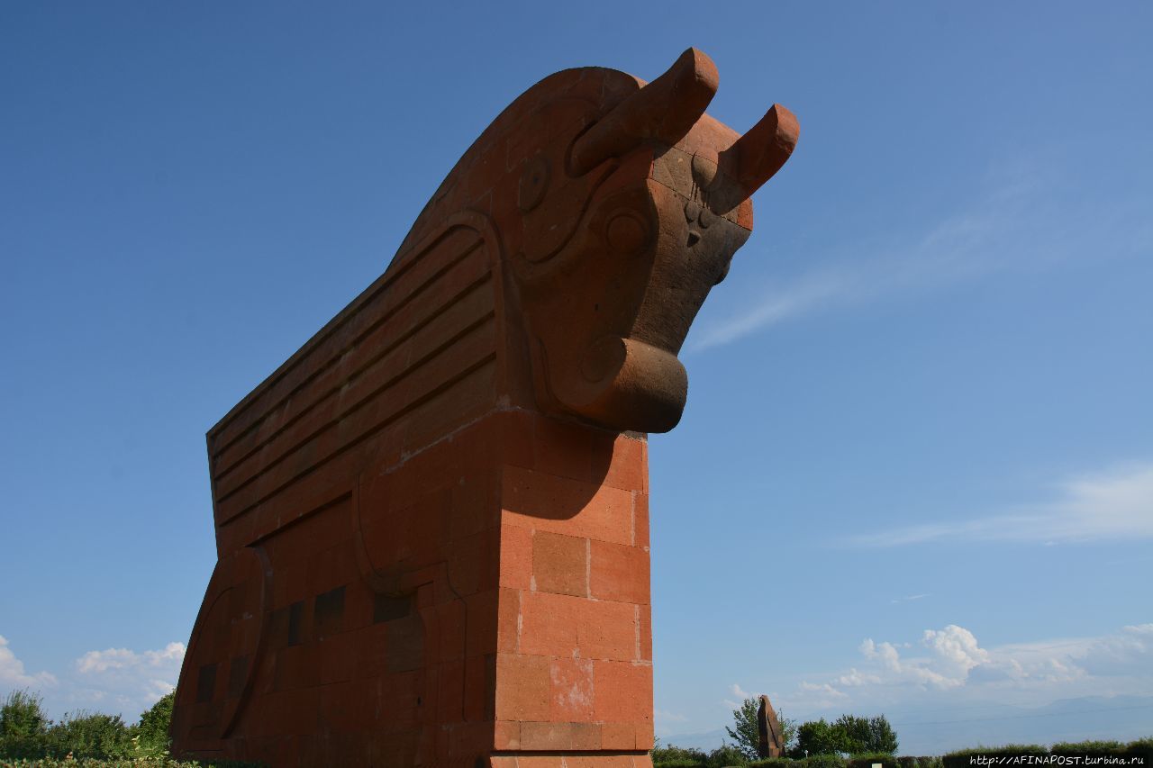 Мемориальный комплекс Сардарапатской битвы. Сардарапат, Армения