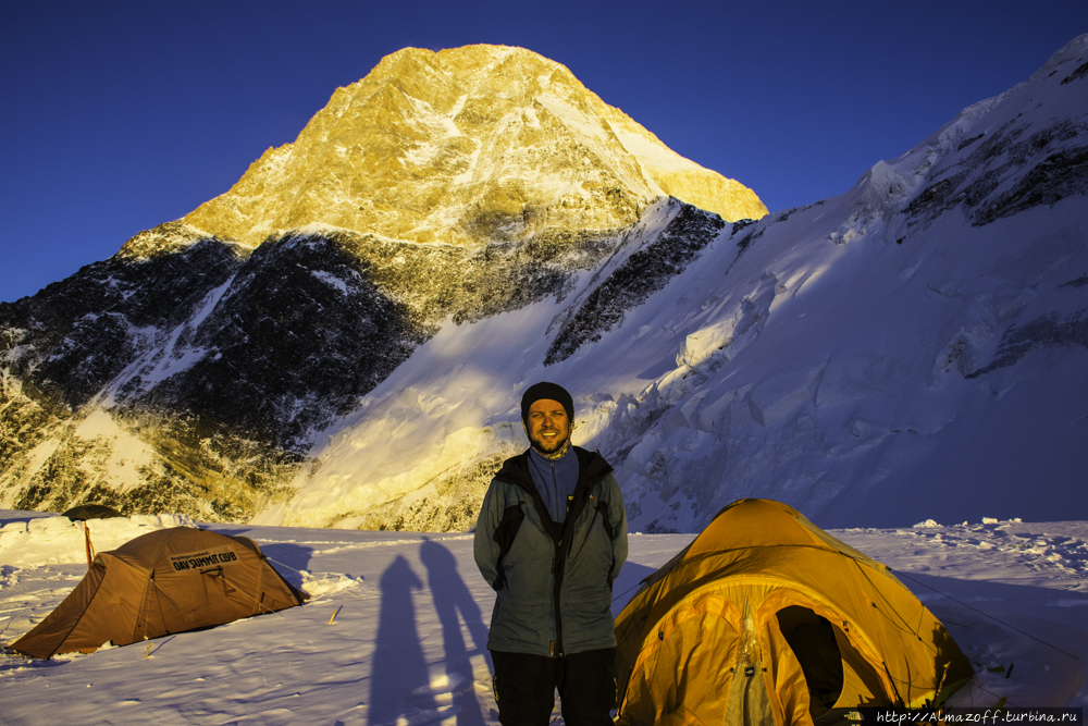 горный гид Андрей Алмазов на Хан-Тенгри Хан-Тенгри гора (7010м), Казахстан