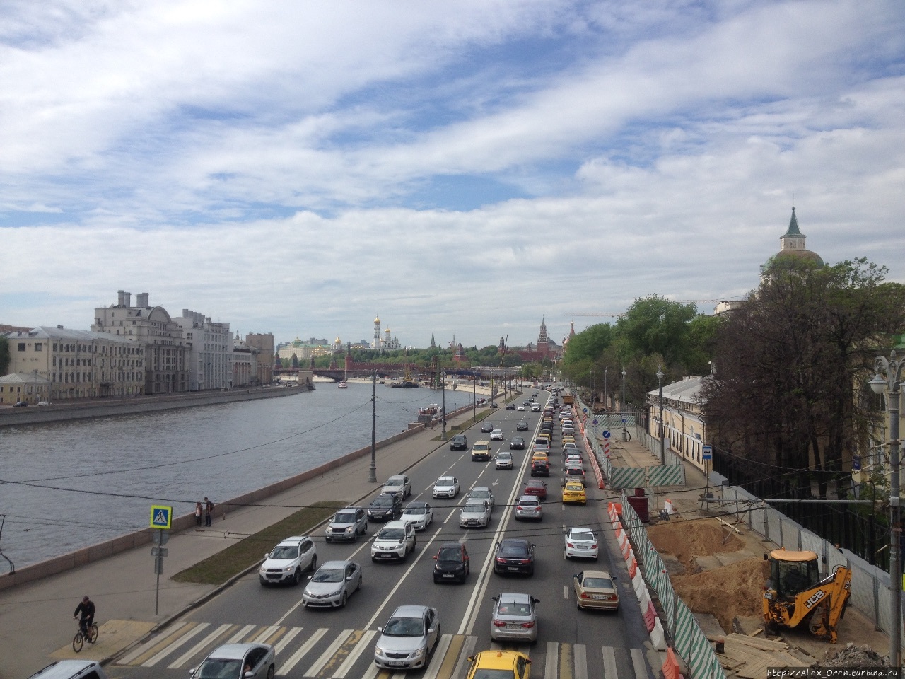 Вид с Большого Устьинского моста в сторону Кремля. Москва, Россия