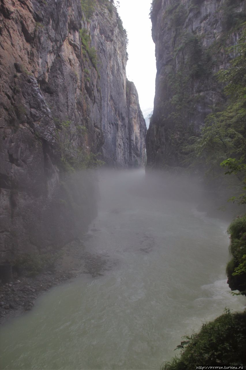 Ущелье реки Ааре Майринген, Швейцария