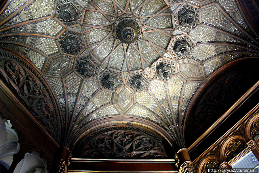 Парижский двор, архитектор Г.Шмаль, 1911 г. Парижский двор, архитектор Г.Шмаль, 1911 г.