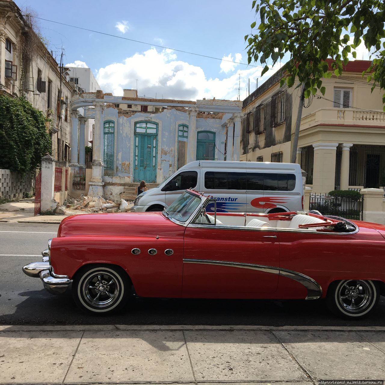 Гавана. Куба.  Достопримечательности. С виду скромная мадам Гавана, Куба