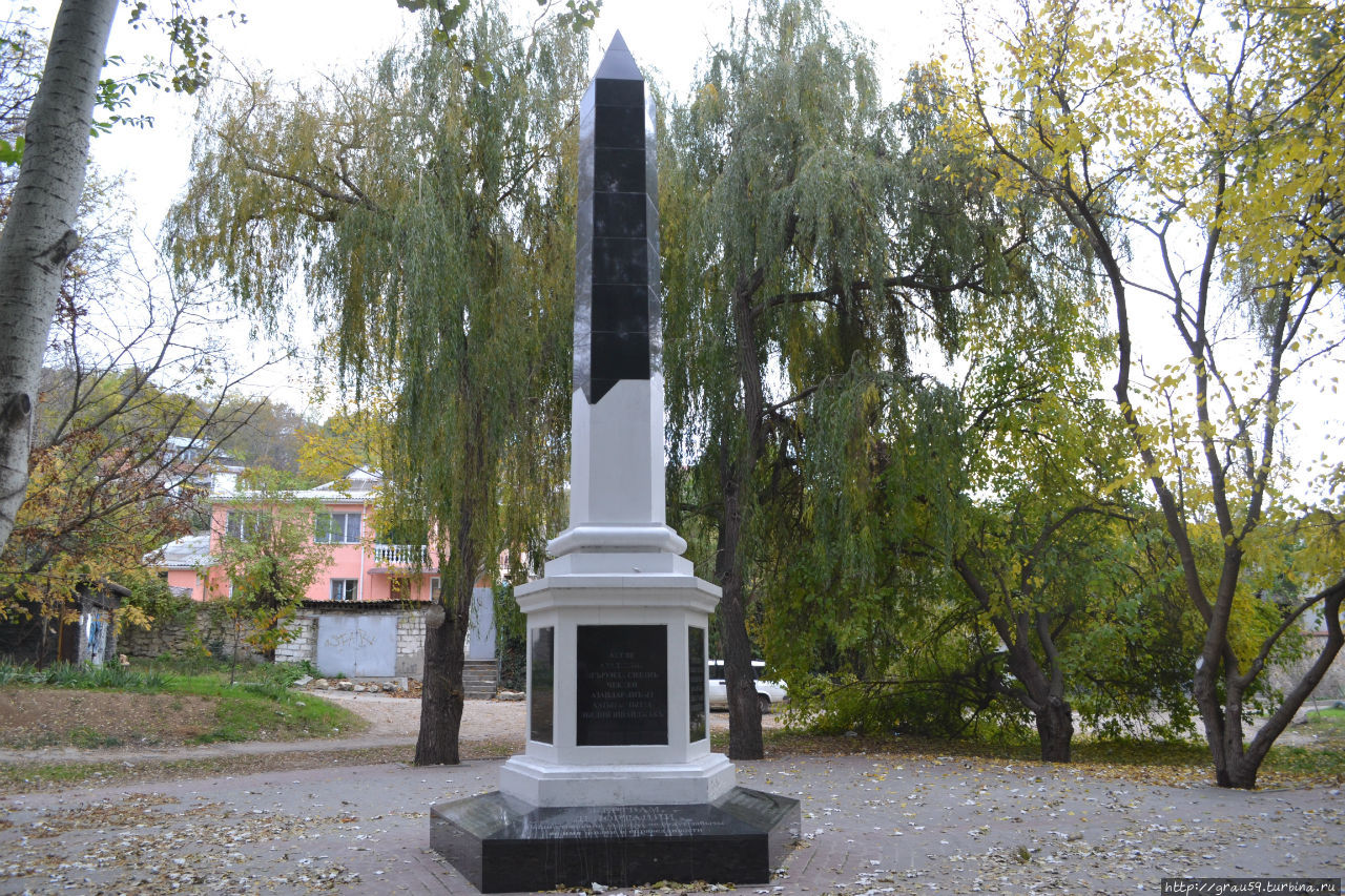 Памятник жертвам депортации Севастополь, Россия