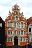 Дом бургомистра Хинтце создан в стиле Везерского ренессанса в 1621 г.