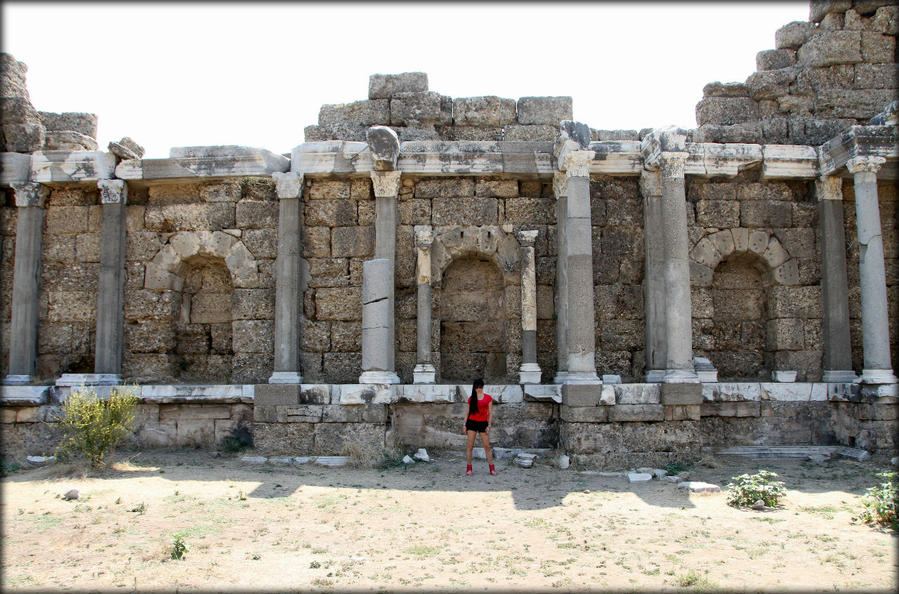 Руины античного Сиде Сиде, Турция
