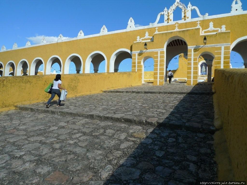 Исамаль Исамаль, Мексика Исамаль Исамаль, Мексика