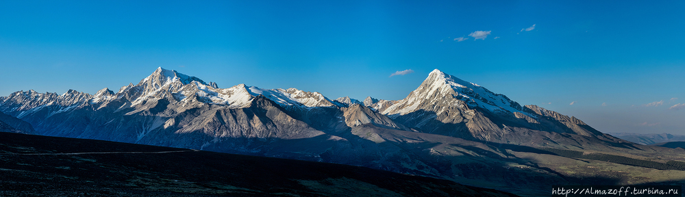 Трудный путь через горные перевалы Восточного Тибета Батанг, Китай