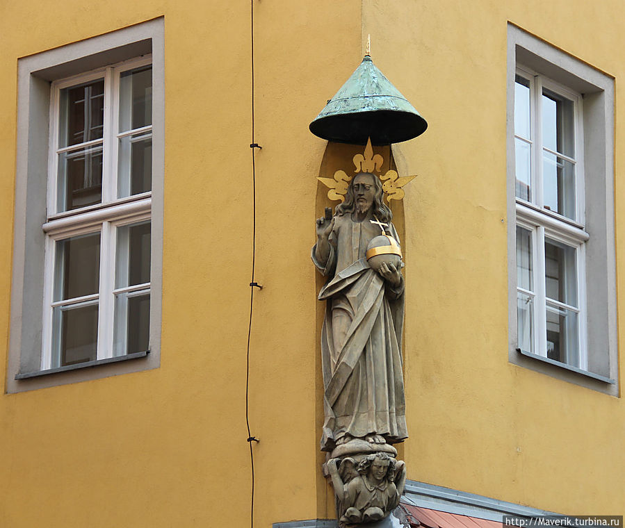 Познань — прогулка по Рыночной площади Познань, Польша Познань — прогулка по Рыночной площади Познань, Польша